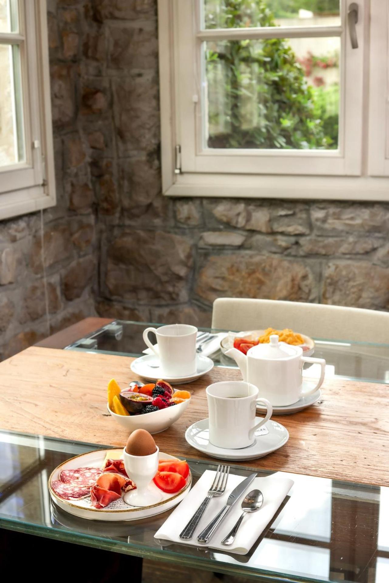 Hermitage Hotel 3*